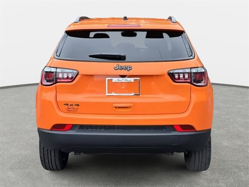 New 2026 Jeep Compass Latitude image 6