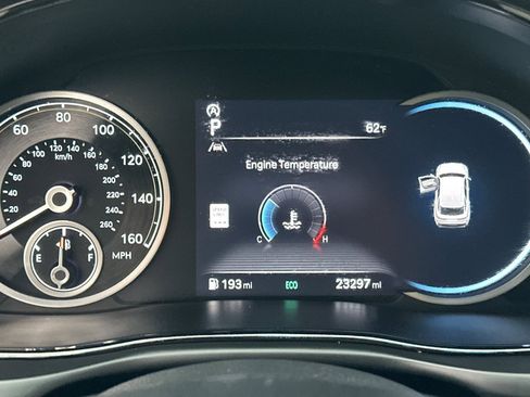 Used 2023 Genesis GV70 2.5T w/ Advanced Package image 26