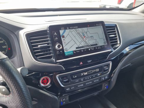Used 2024 Honda Ridgeline Black Edition image 28