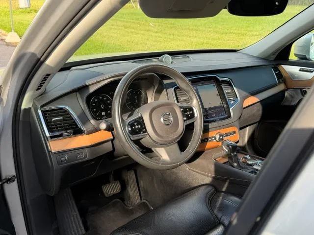 Used 2016 Volvo XC90 T6 Inscription AWD/4WD image 32