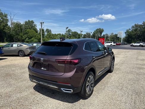 Used 2024 Buick Envision Preferred AWD/4WD image 3