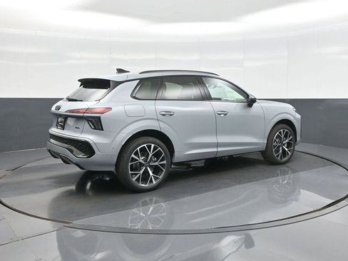 New 2026 Audi Q3 quattro 2.0T AWD/4WD image 7
