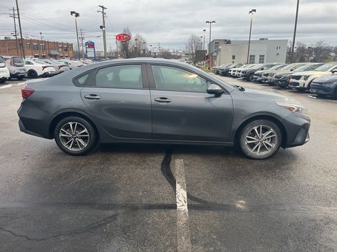 Certified 2024 Kia Forte LXS image 4