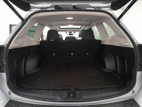 Used 2020 Subaru Forester Premium image 10