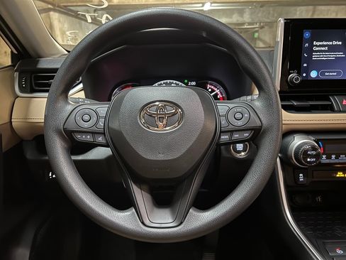 New 2025 Toyota RAV4 XLE image 29