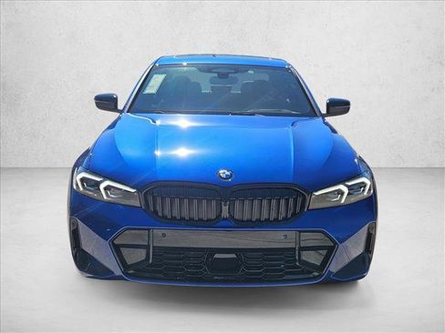 Used 2026 BMW 330i Sedan w/ M Sport Package image 2