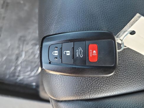 Used 2022 Toyota Highlander XSE image 49