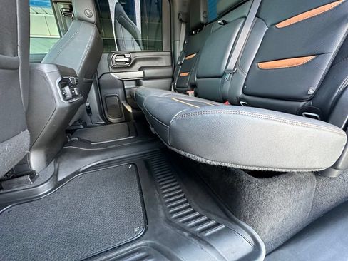 Used 2023 GMC Sierra 2500 AT4 w/ AT4 Preferred Package AWD/4WD image 31