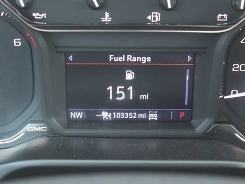 Used 2020 GMC Sierra 1500 SLT w/ SLT Premium Plus Package AWD/4WD image 28