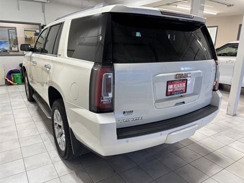 Used 2015 GMC Yukon SLT image 2