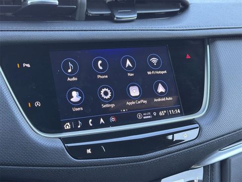 Used 2025 Cadillac XT5 Premium Luxury image 11