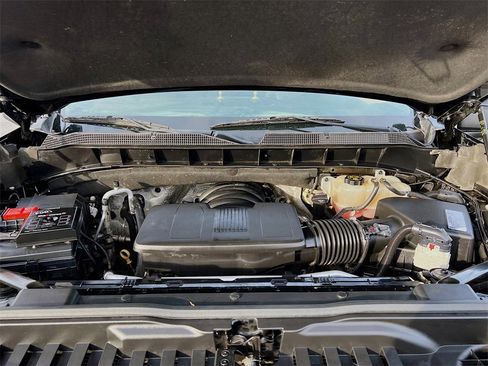 Used 2021 Chevrolet Silverado 1500 LT Trail Boss w/ Convenience Package II image 29