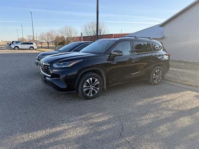 Used 2021 Toyota Highlander XLE