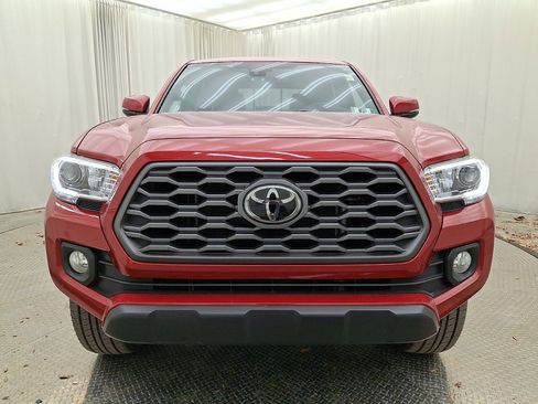 Used 2021 Toyota Tacoma TRD Off-Road w/ Technology Package image 3