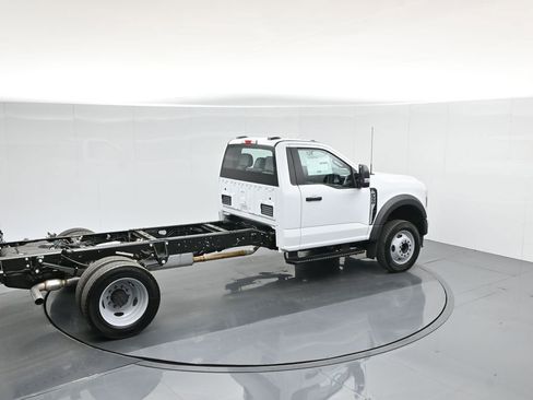 New 2025 Ford F550 2WD Regular Cab Super Duty image 33