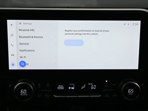 Used 2023 Toyota Highlander XLE image 10