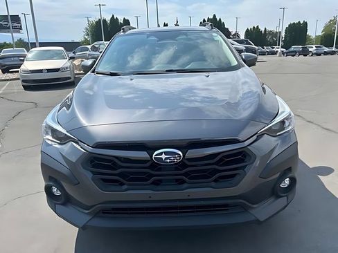 Used 2024 Subaru Crosstrek 2.0i Premium AWD/4WD image 8