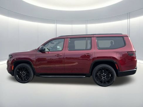 Used 2023 Jeep Wagoneer Series II AWD/4WD image 6