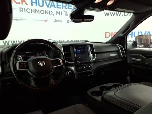 Used 2022 RAM 2500 Big Horn w/ Level C Equiment Group AWD/4WD image 10