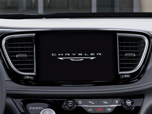 New 2027 Chrysler Pacifica Select FWD image 18