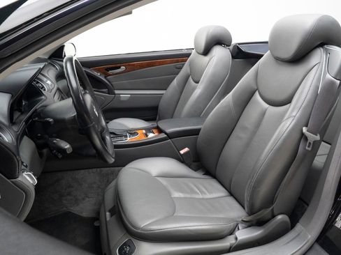 Used 2005 Mercedes-Benz SL 500 image 3