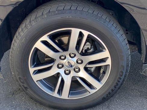 Used 2024 Ford Expedition Limited image 30