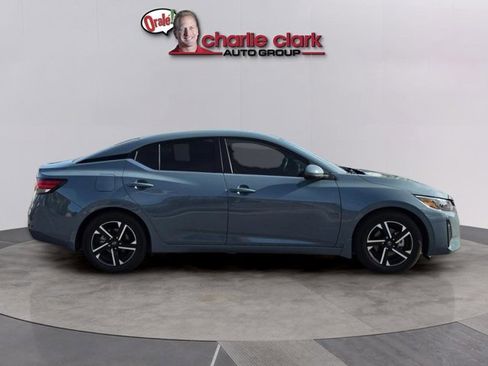 Certified 2025 Nissan Sentra SV FWD image 7