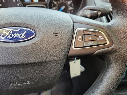 Used 2017 Ford Focus SEL image 15