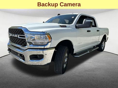 Used 2024 RAM 2500 Big Horn w/ Bed Utility Group AWD/4WD image 5