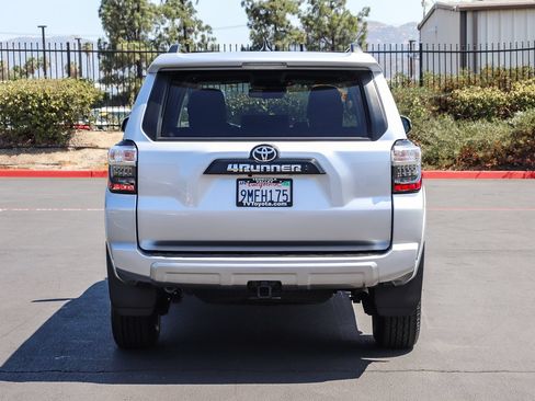 Certified 2023 Toyota 4Runner TRD Off-Road Premium AWD/4WD image 6