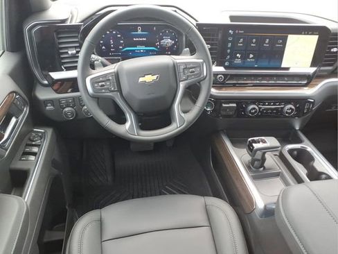 New 2026 Chevrolet Silverado 1500 LT AWD/4WD image 4