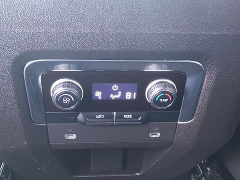 Used 2021 Chevrolet Tahoe LT image 13