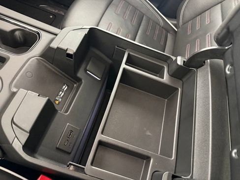 Used 2024 GMC Sierra 2500 AT4X AWD/4WD image 36