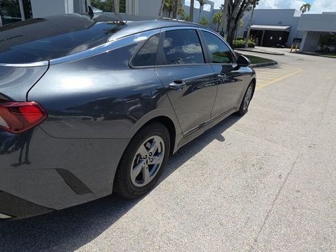 Used 2022 Kia K5 LXS FWD image 4