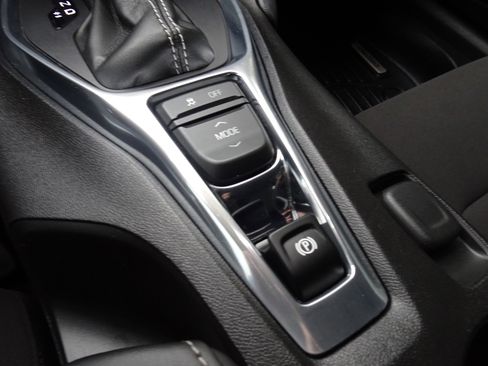 Used 2016 Chevrolet Camaro LT image 14