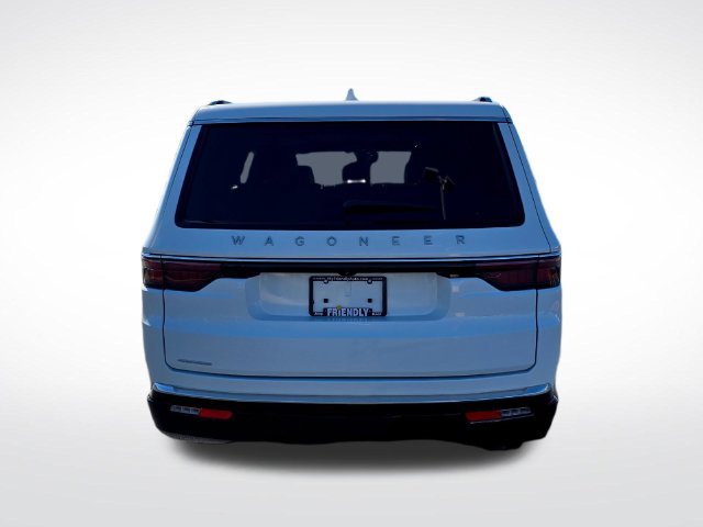 Used 2023 Jeep Wagoneer 4WD w/ Premium Group I image 9
