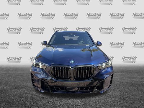 Used 2026 BMW X5 xDrive50e w/ M Sport Package AWD/4WD image 3