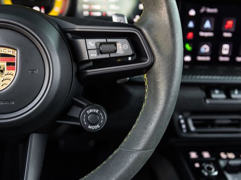 Certified 2022 Porsche 911 GT3 RWD image 16
