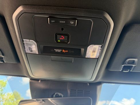 Used 2026 Toyota Tacoma SR5 AWD/4WD image 31