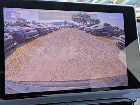 New 2026 Jeep Compass Latitude image 18