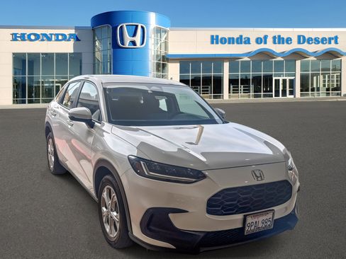 Used 2025 Honda HR-V LX image 1