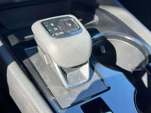 Used 2023 Nissan Rogue SV w/ SV Premium B Package image 29