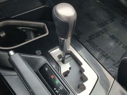 Certified 2017 Toyota RAV4 Limited image 23