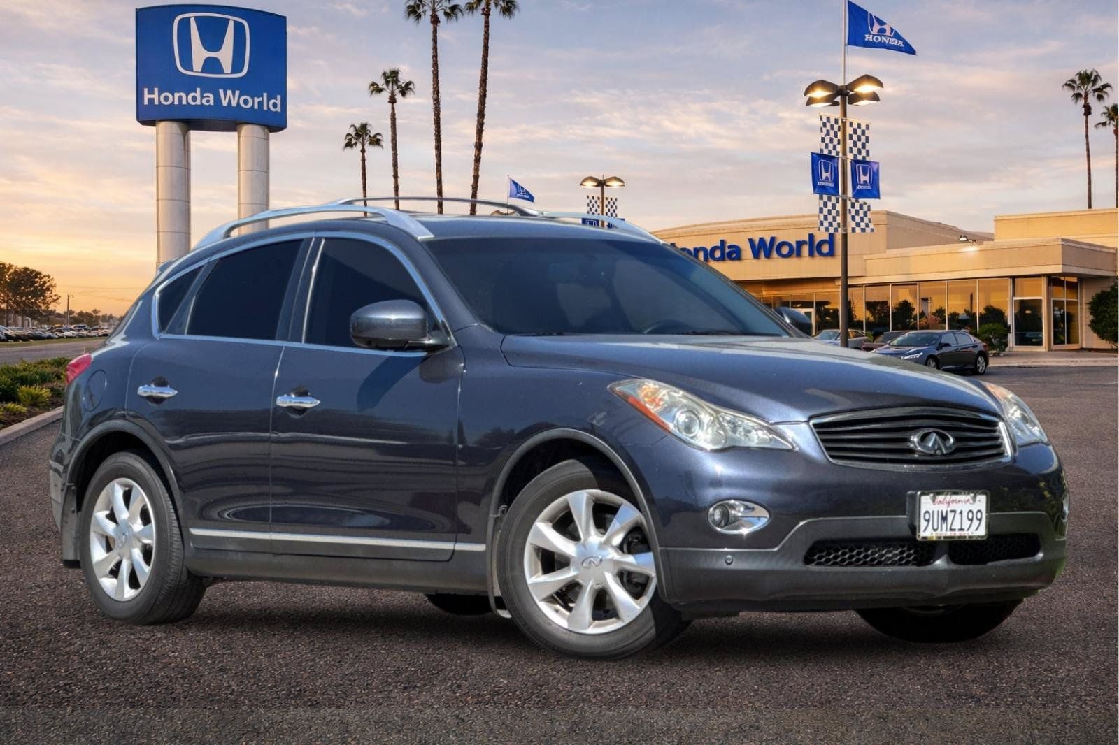 Used 2009 INFINITI EX35 Journey w/ Bose & Navigation Pkg RWD image 2
