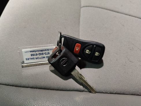Used 2019 Nissan NV 3500 SV w/ Navigation Package RWD image 36