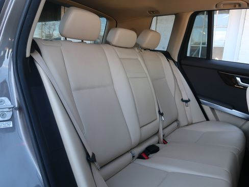 Used 2013 Mercedes-Benz GLK 250 4MATIC 4dr GLK 250 BlueTEC image 31