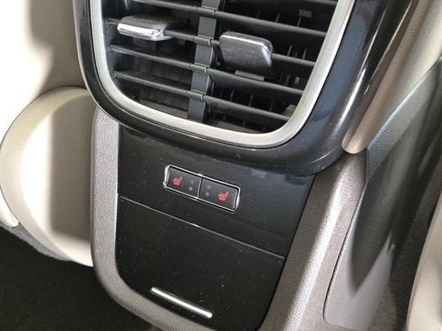 Used 2022 Lincoln Nautilus Reserve image 10