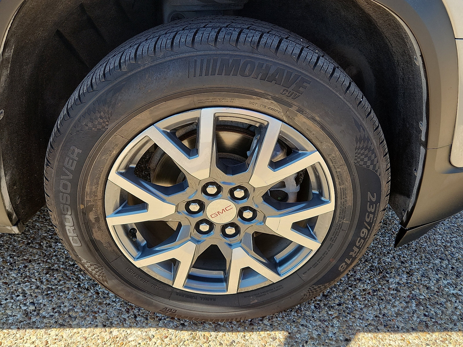 Used 2023 GMC Acadia SLT AWD/4WD image 8
