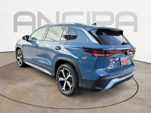 New 2026 Volkswagen Tiguan SE FWD image 7