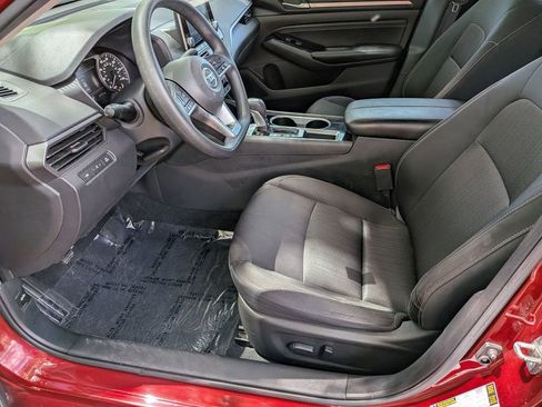 Used 2021 Nissan Altima 2.5 SV FWD image 15